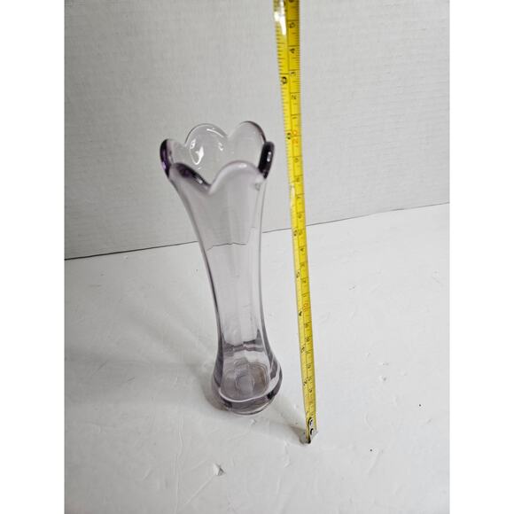 Vintage Amethyst Art Glass Ribbed Scalloped Swung Vase 8" tall 2" dia. Pontel - Picture 6 of 7